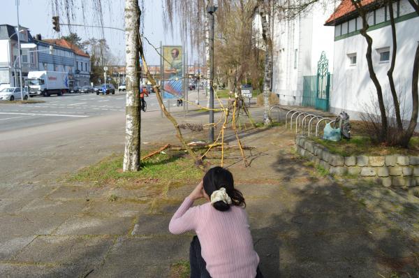 Traces, Marks and Dents. Spaziergang und Workshop mit Seunghyun Seo